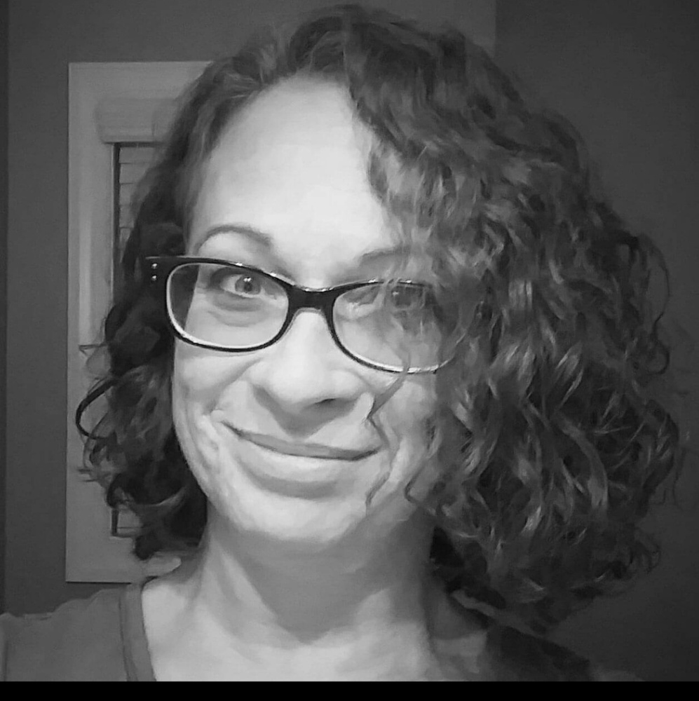 Meet your Posher, Suzanne